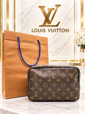 Authentic Louis Vuitton Trousse Toilette 23 Monogram Cosmetic Pouch/Clutch